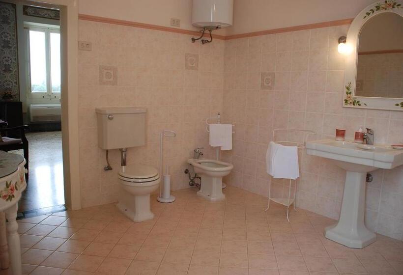 غرفة قياسية ثلاثية, Villarancia