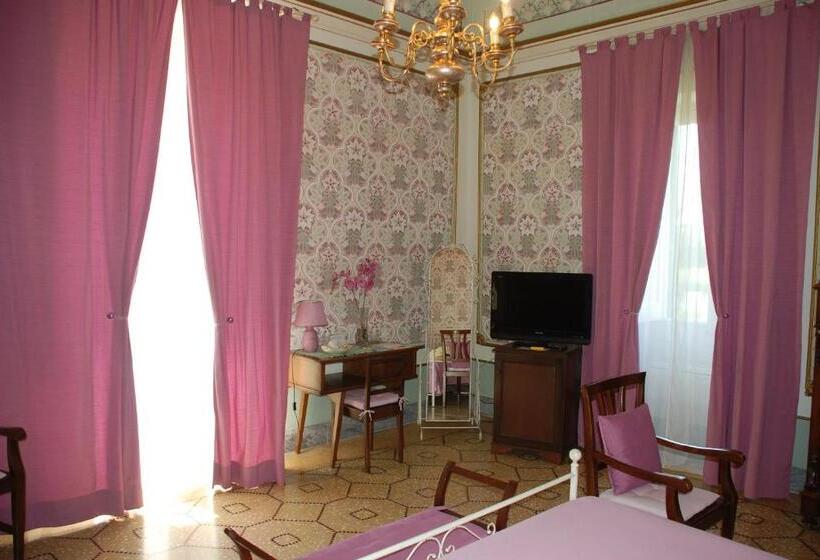 غرفة قياسية ثلاثية, Villarancia