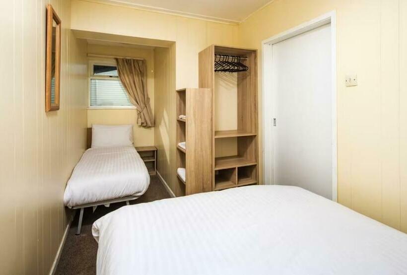 בקתת חדר, Sandy Glade Holiday Park