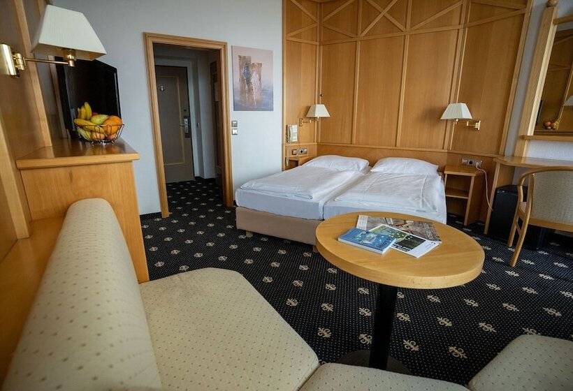 高级大房间, Sporthotel Am Semmering