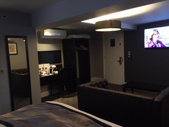 ファミリールーム, The Angel Hotel Wetherspoon