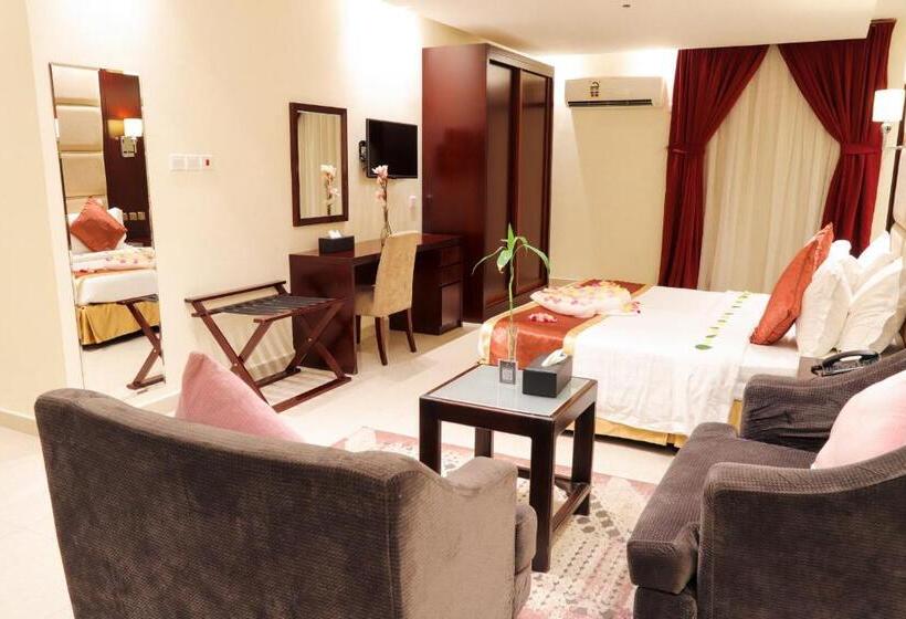 디럭스 스튜디오, رمز الفخامة