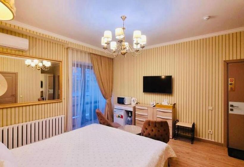 اتاق لوکس, Altyn