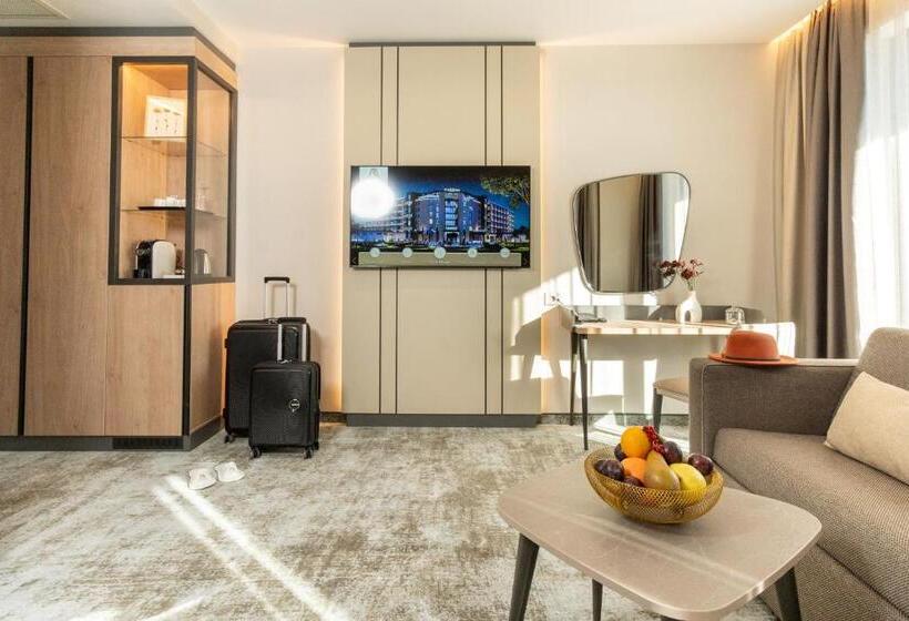 Номер Premium с Балконом, Atmosphere Balneo Hotel & Spa