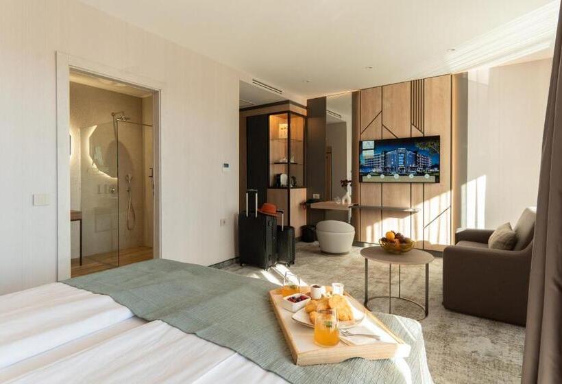 Номер Premium с Балконом, Atmosphere Balneo Hotel & Spa