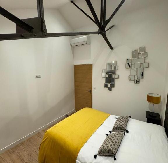 基本间, La Grange De Witry