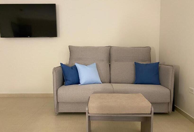 اتاق لوکس با تخت بزرگ, Aruba Boutique & Art Hotel, Bw Signature Collection Only Adults