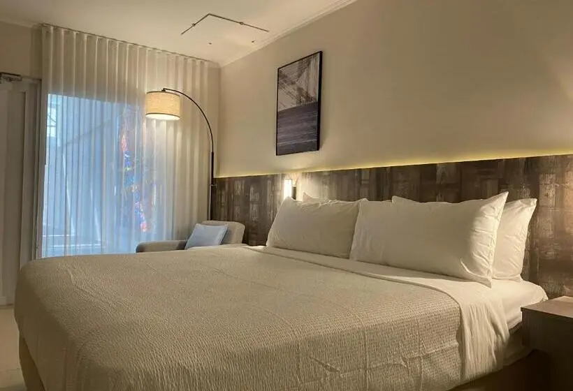 اتاق لوکس با تخت بزرگ, Aruba Boutique & Art Hotel, Bw Signature Collection Only Adults