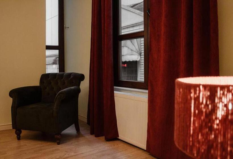 اتاق استاندارد, Dervish Han Boutique