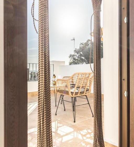 جناح مزود بتراس, Rural Virgen María