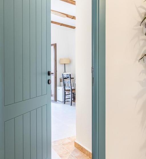 غرفة عائلية, Rural Virgen María