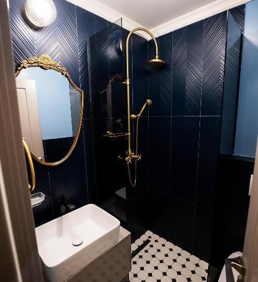 キングサイドベッドのスタンダードワンルーム, Tempus