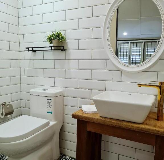 ファミリールーム, Stewart Hotel At 67 By Evr   Newly Renovated 2024