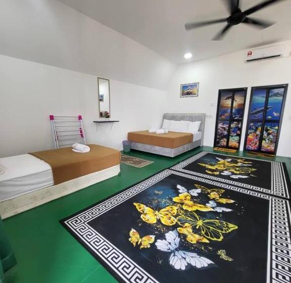 Семейный Номер Вид на Море, Dewatistay B&b