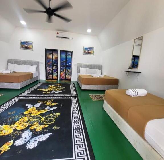 Семейный Номер Вид на Море, Dewatistay B&b