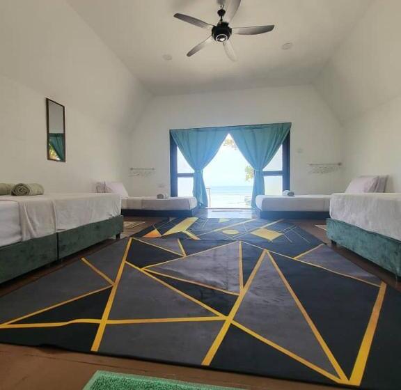 Семейный Номер Вид на Море, Dewatistay B&b