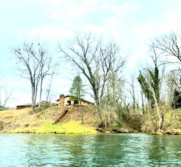 إستوديو قياسى, The Magnolia House