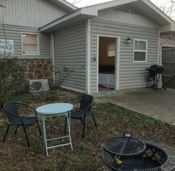 Студия Deluxe, The Magnolia House