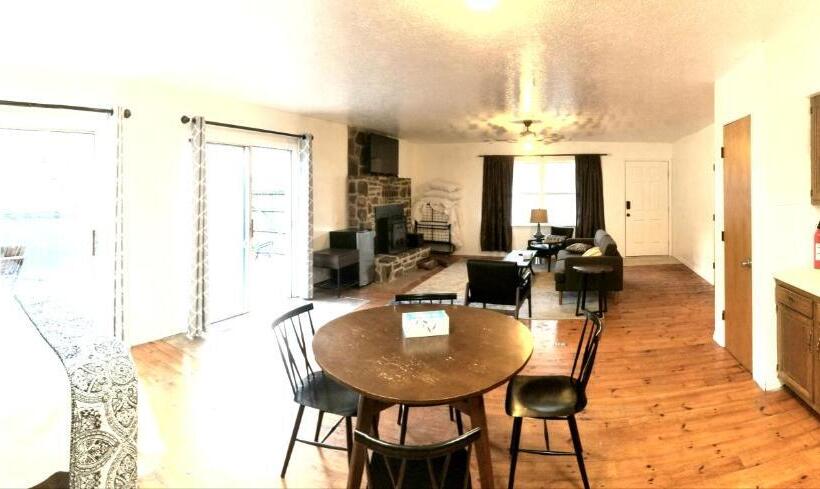 Семейный Номер Deluxe, The Magnolia House