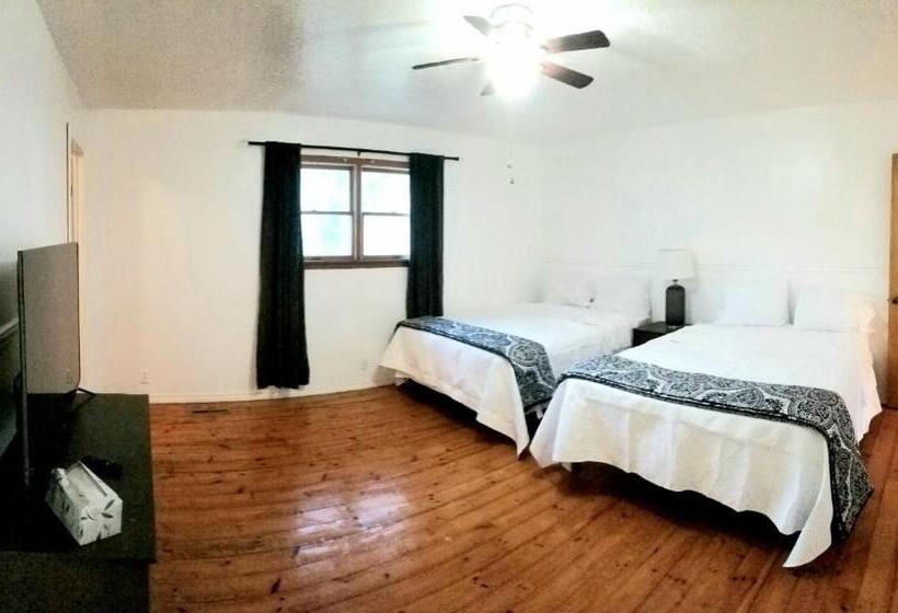 غرفة ديلوكس عائلية, The Magnolia House