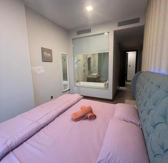 带1个卧室的带海景的公寓, 超赞海景高级公寓 浪漫香薰浴缸泡澡 Nexflix Youtube Wifi 喜欢浪漫宁静的您怎可错过