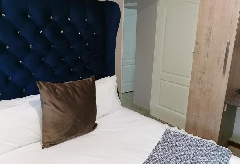 Семейный Номер, 18 On Kuruman B&b