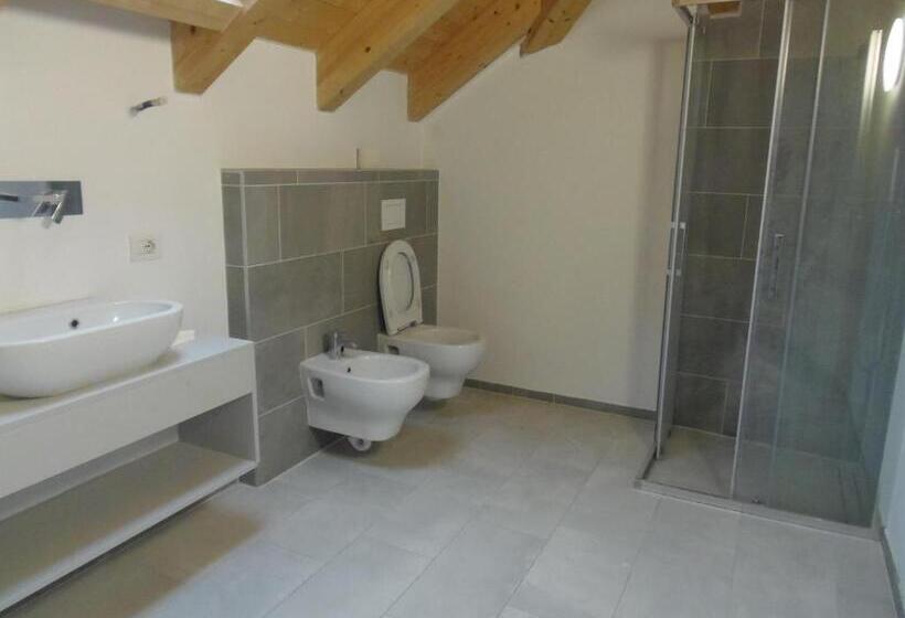 اتاق خانوادگی, Apartaments Claudia Augusta