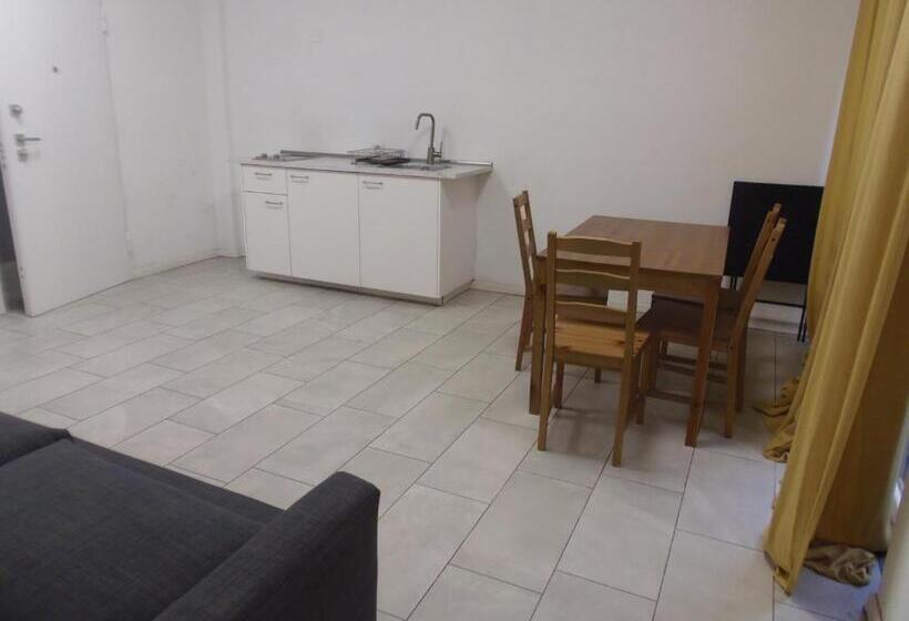 آپارتمان 1 خوابه همکف, Apartaments Claudia Augusta