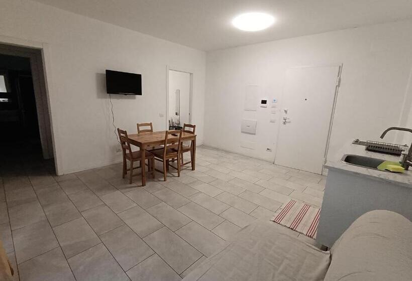 آپارتمان 1 خوابه همکف, Apartaments Claudia Augusta