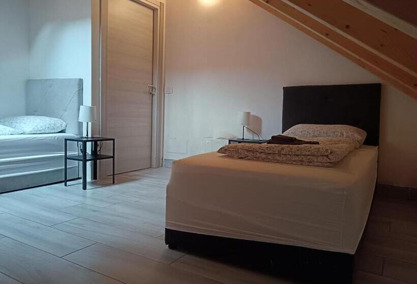اتاق استاندارد, Apartaments Claudia Augusta
