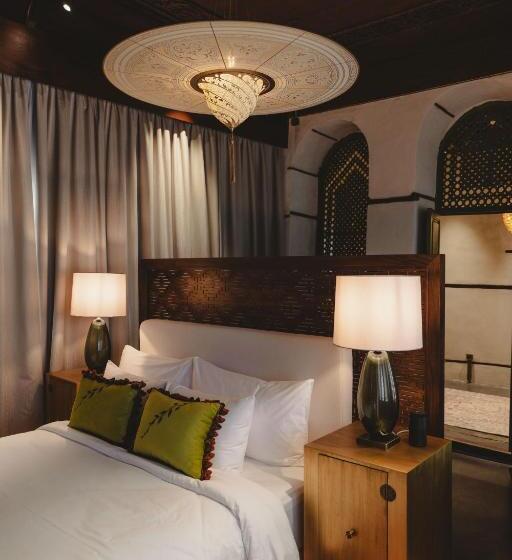 Deluxe Suite King Bed, Al Balad Hospitality