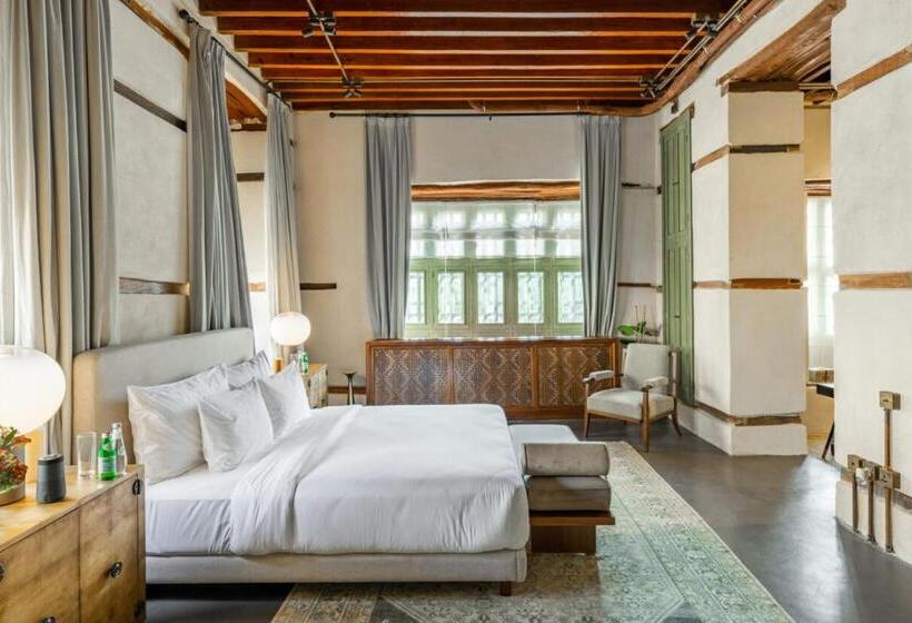 سوئیت اجرایی با تخت کینگ, Al Balad Hospitality