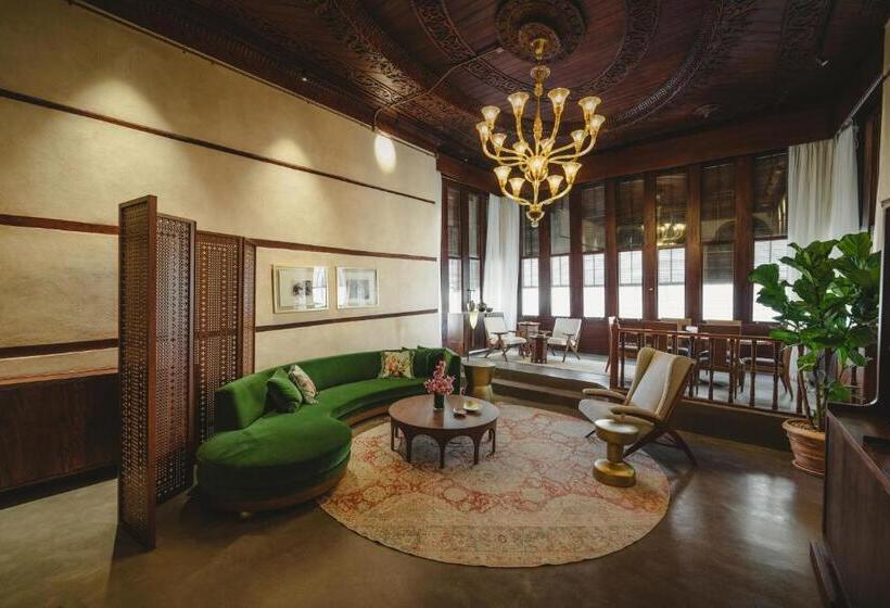 سوئیت رویال, Al Balad Hospitality