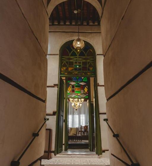 سوئیت رویال, Al Balad Hospitality