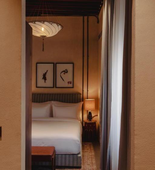 اتاق لوکس با تخت بزرگ, Al Balad Hospitality