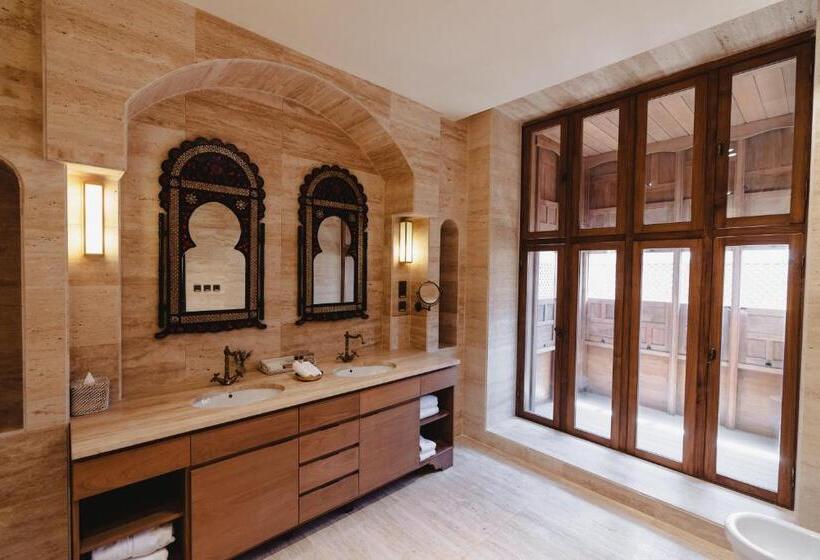 سوئیت با تخت بزرگ, Al Balad Hospitality