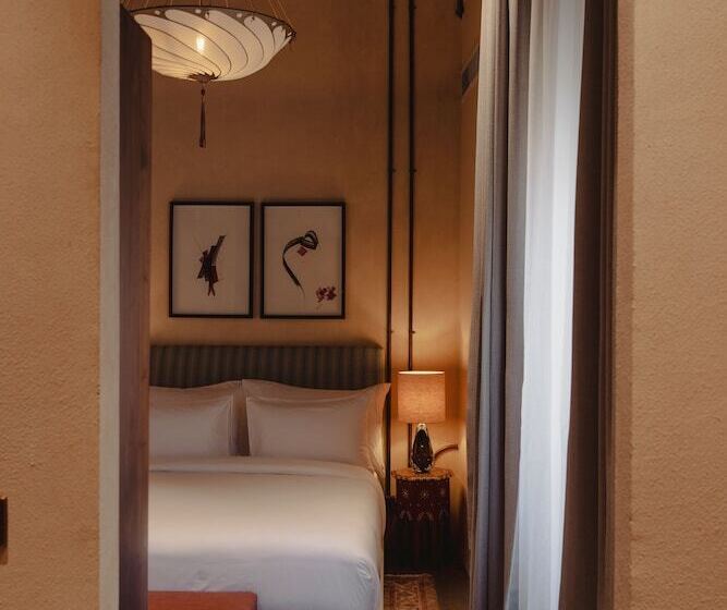 اتاق لوکس با تخت بزرگ, Al Balad Hospitality