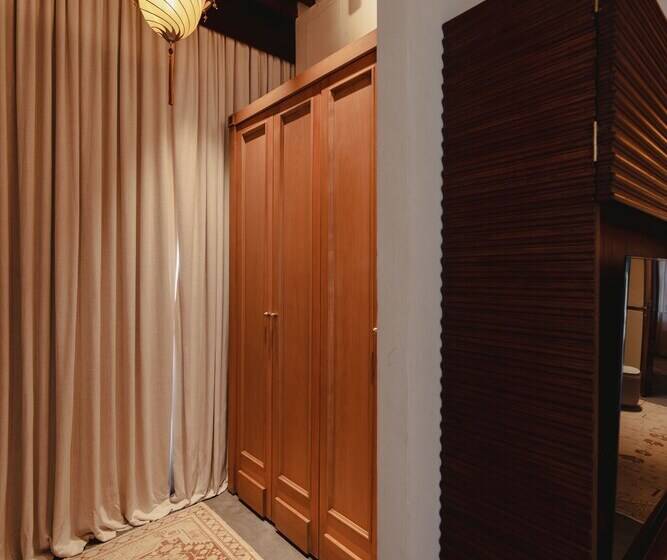 اتاق لوکس با تخت بزرگ, Al Balad Hospitality