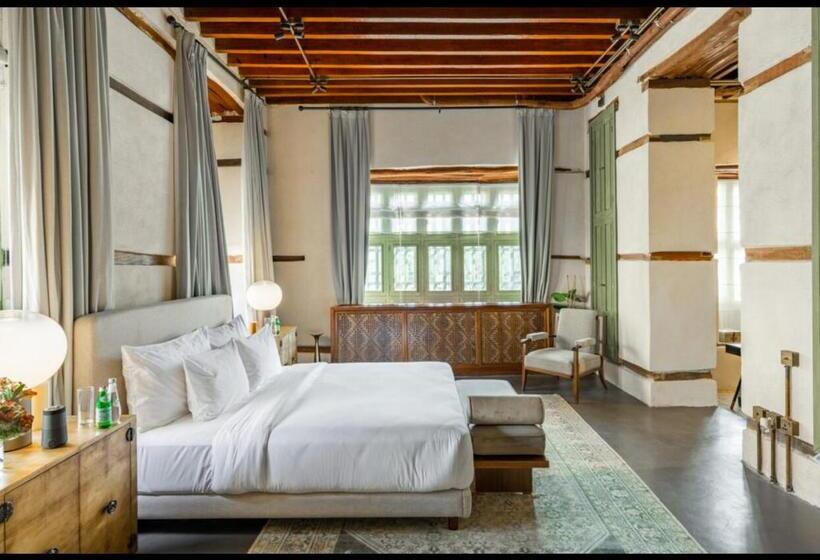 سوئیت اجرایی با تخت کینگ, Al Balad Hospitality