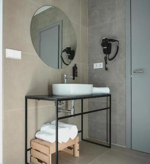 Standard-huone, Alove