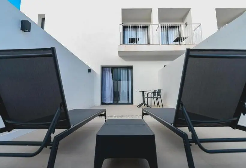 Deluxe-huone, Alove