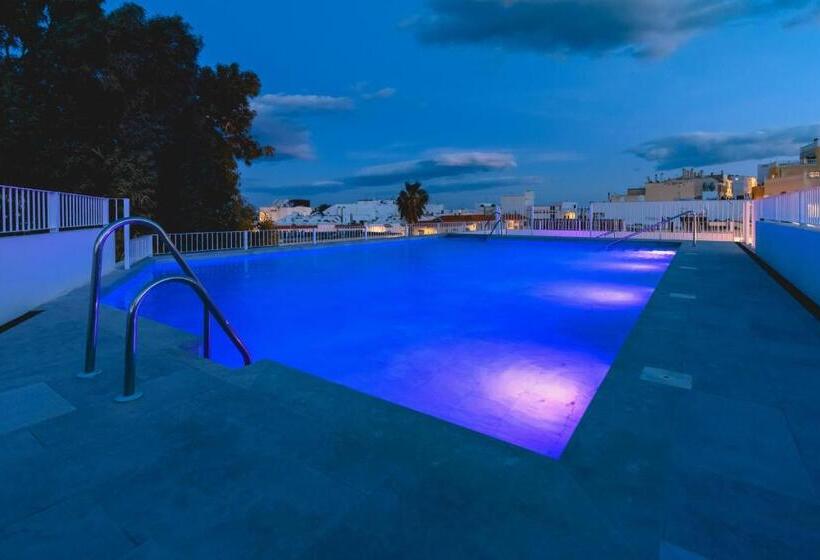 디럭스 룸, Alove