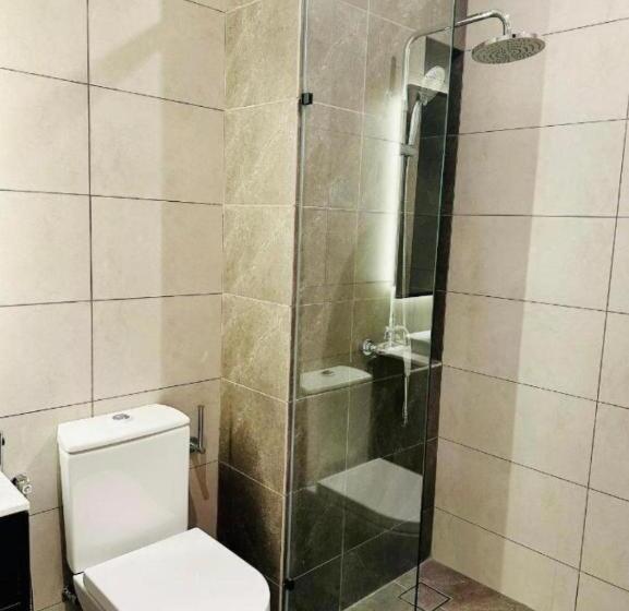 استودیوی لوکس, Axon Residences Suites Kuala Lumpur