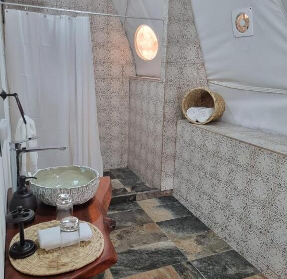 Номер Стандарт Вид на Горы, Refugio La Paz Ecoglamping