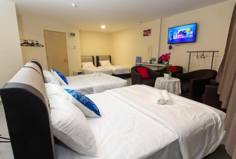 סוויטה משפחתית, Southern Tip