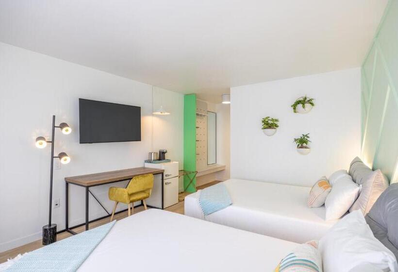 Pokój Standard, The Imperial