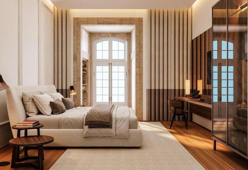 スタンダードルーム, The Lince Santa Clara