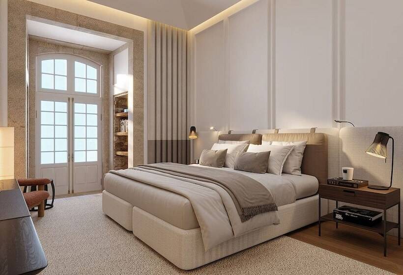 デラックスルーム, The Lince Santa Clara