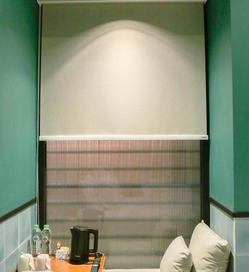 高级大房间, The Payang