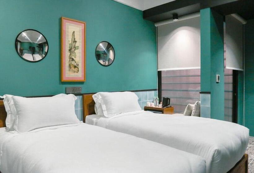 高级大房间, The Payang